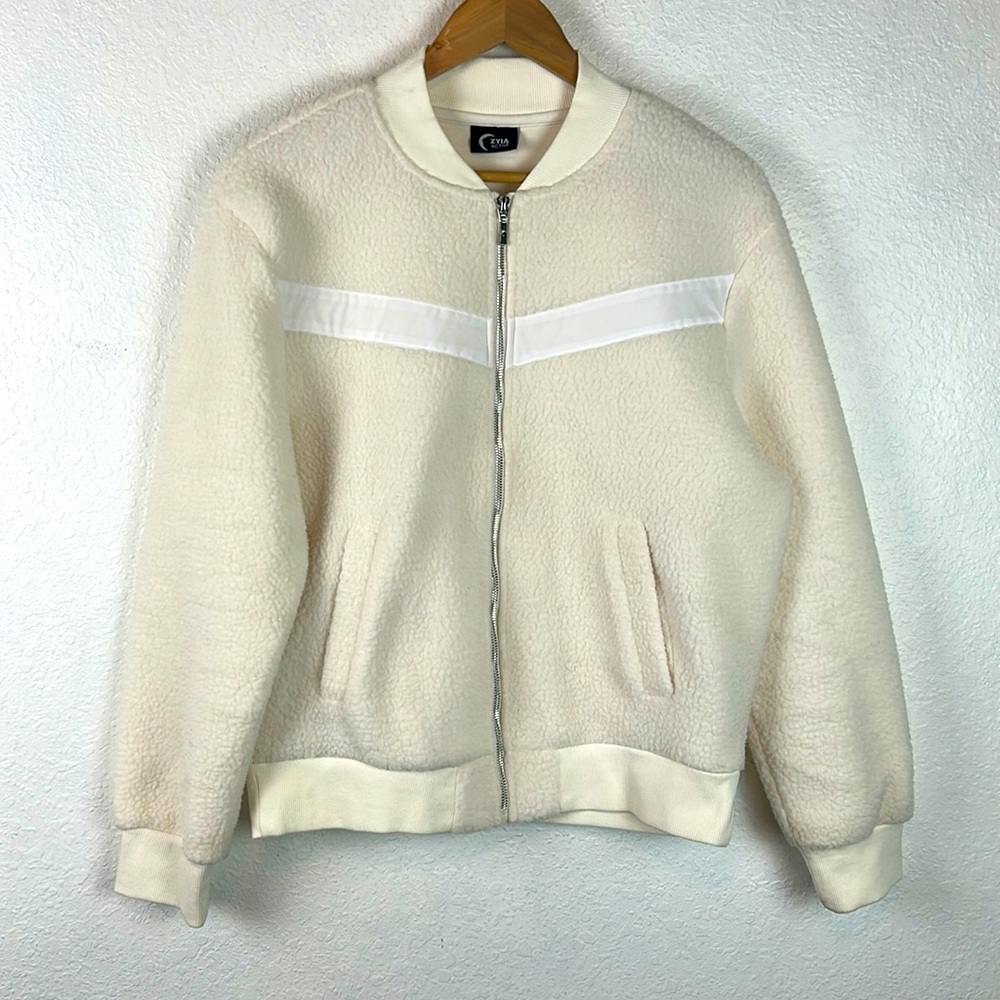 Zyia Active Flying V Sherpa Jacket Varsity Zip Cream White Fleece Bomber Medium - Picture 2 of 8